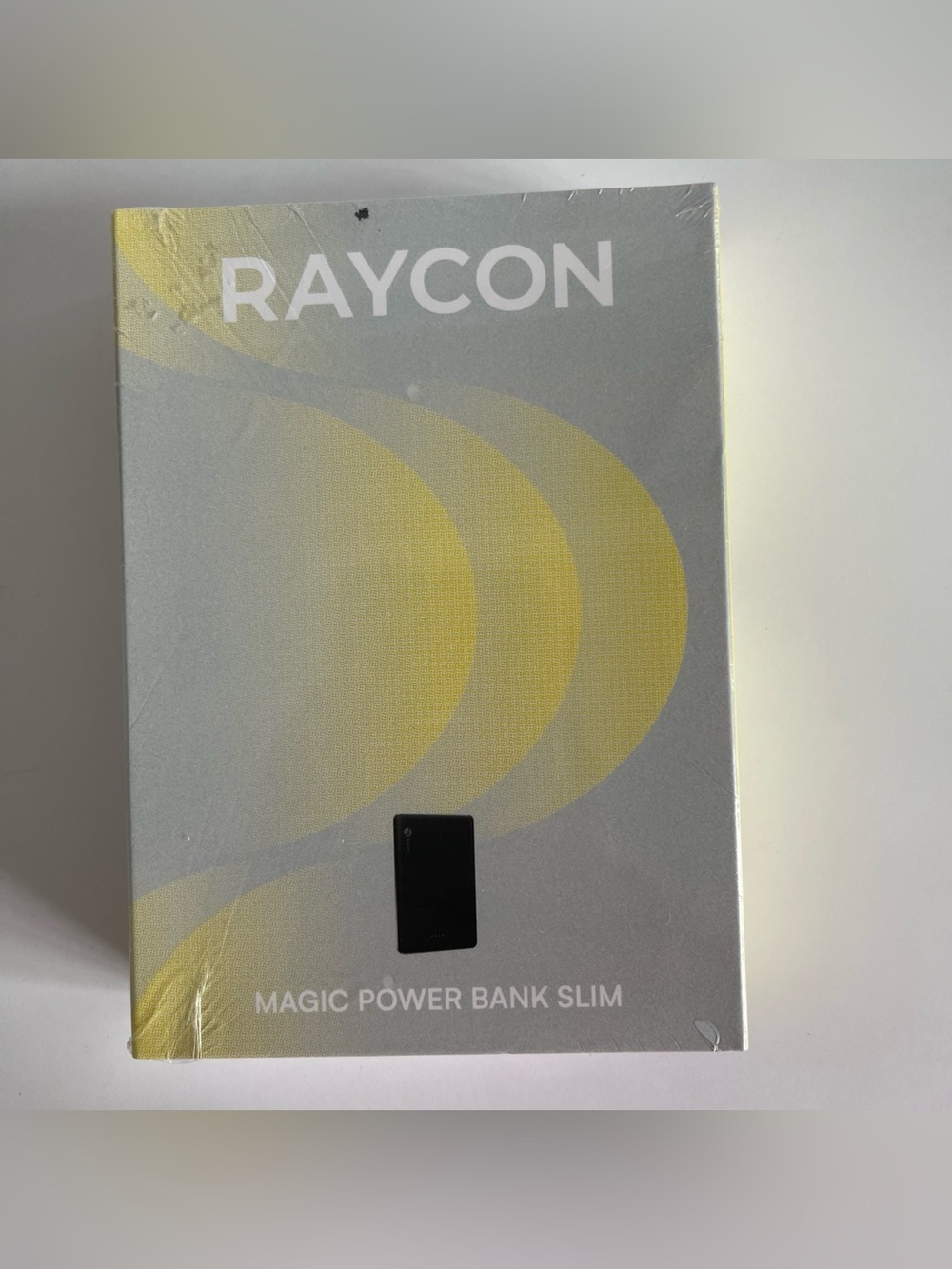 RAYCON CHARGER MAGIC POWER BANK Slim Black Phone Portable Charger Magnetic